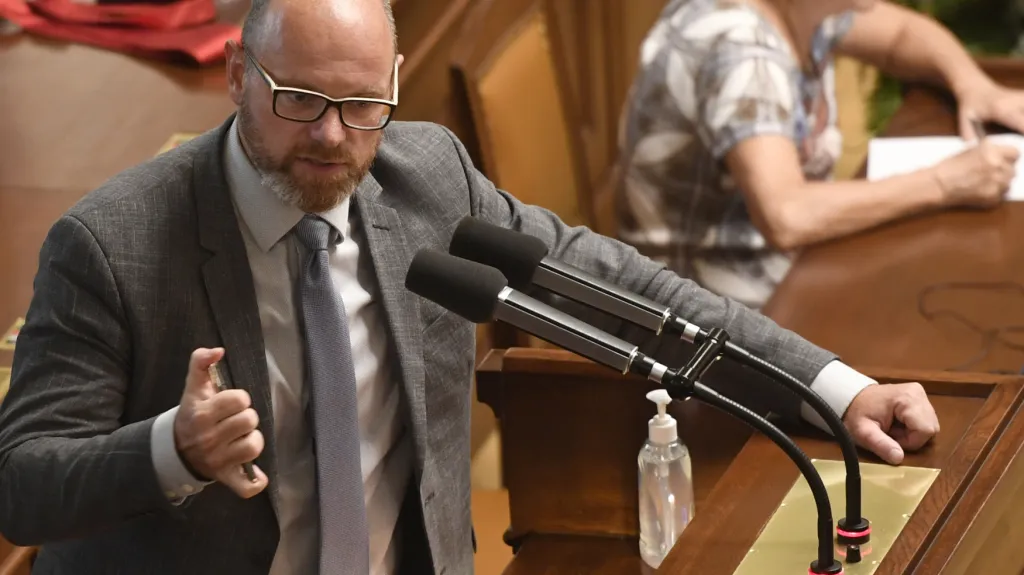 Ministr školství, mládeže a tělovýchovy Robert Plaga vystoupil na schůzi Poslanecké sněmovny
