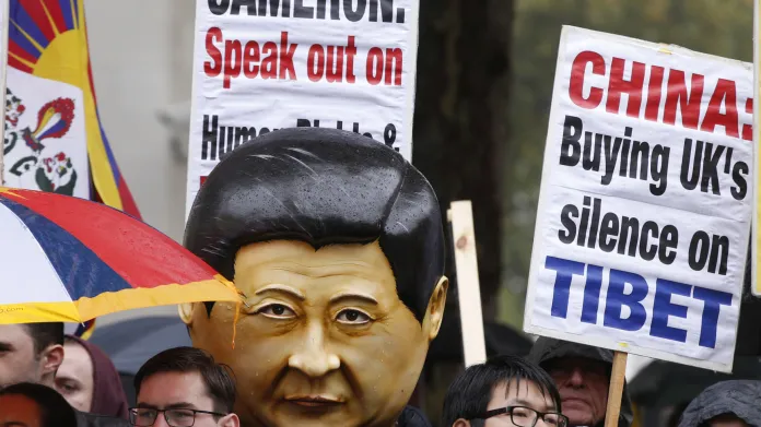 Protesty kvůli návštěvě čínského prezidenta