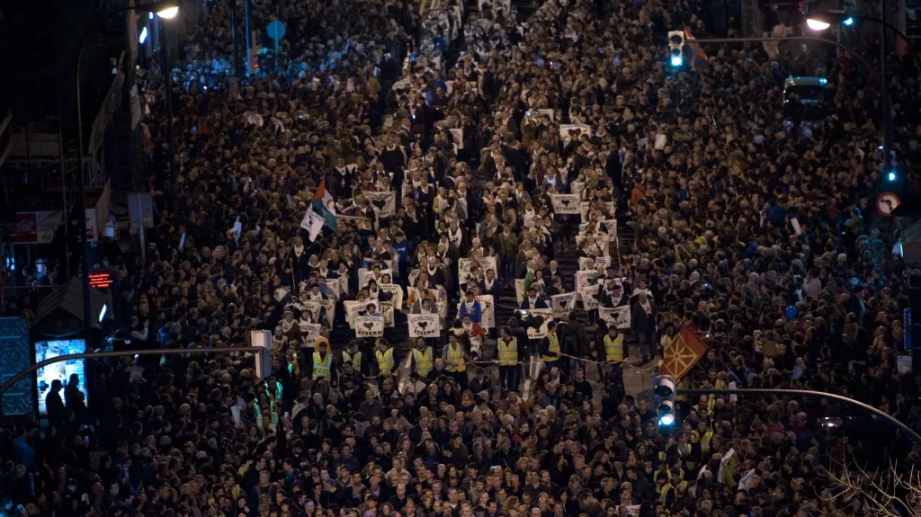 Pochodu za "lidská práva, porozumění a mír" se v Bilbau zúčastnily desetitisíce lidí
