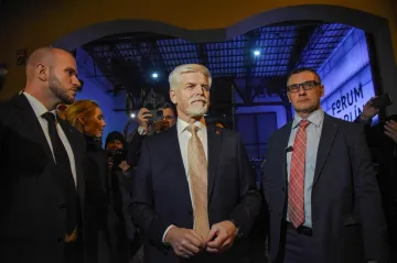 Útvar pro ochranu prezidenta bude strážit Pavla až po inauguraci. Spekuluje se o nedůvěře v jednotku