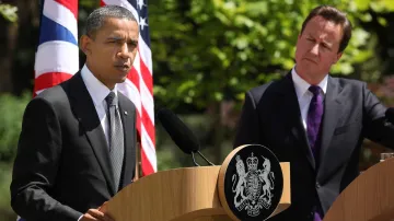 Barack Obama na tiskové konferenci s Davidem Cameronem