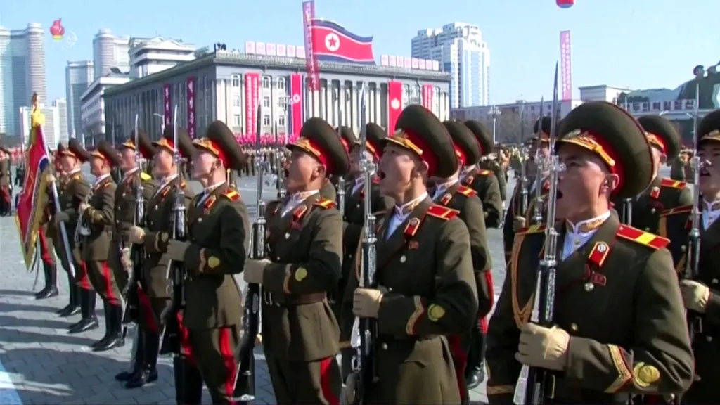 Vojáci KLDR na přehlídce