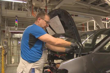 Německé automobilky pod tlakem mohutně investují a plně sází na elektromobily