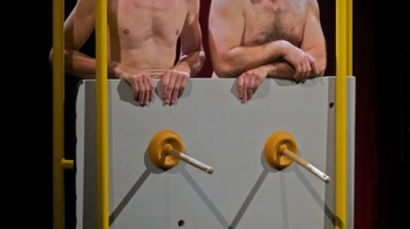 Atelier Lefeuvre & André (francouzský soubor nového cirkusu)