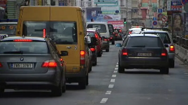 Zácpa v Legerově ulici v Praze