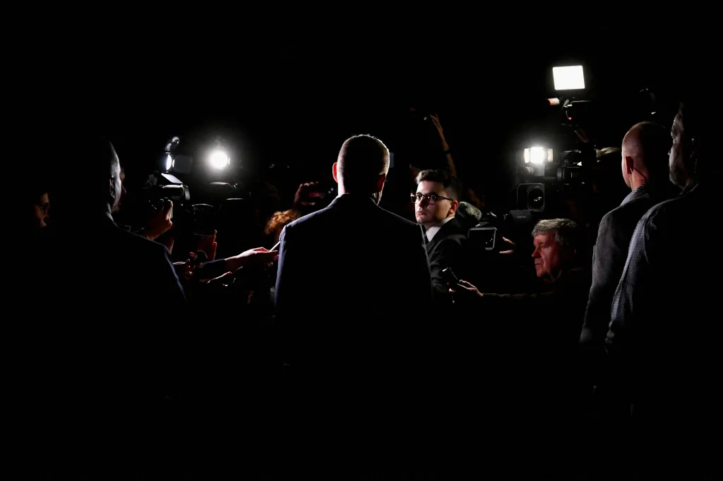 Peter Pellegrini před novináři