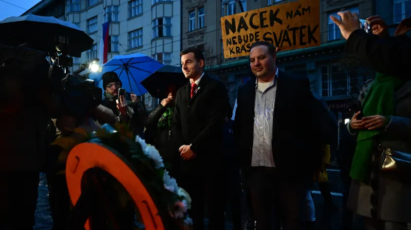 Předseda Svobodných Libor Vondráček, zvolený na kandidátce SPD, na Národní třídě