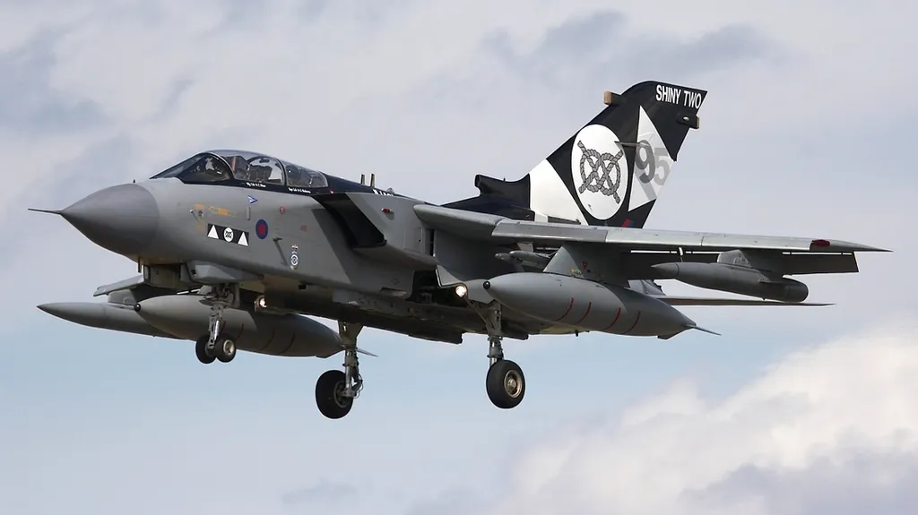 Panavia Tornado