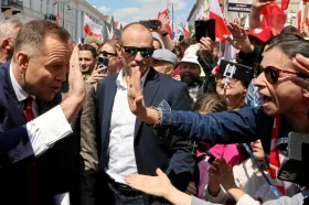 Varšavou pochodovali příznivci obou prezidentských kandidátů