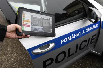 Policie znovu odložila případ tendru na dálniční známky, kvůli kterému skončil ve funkci Kremlík