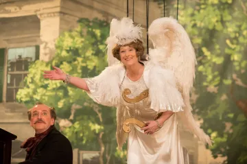 Recenze: Bravo! Božská Florence příšerně pěje, ale výborně hraje