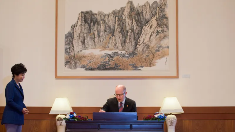 Premiér Bohuslav Sobotka na návštěvě v Jižní Koreji