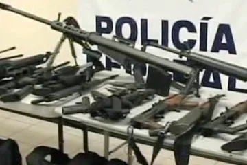 Z Mexika do USA drogy – opačně zase zbraně, a to ve velkém