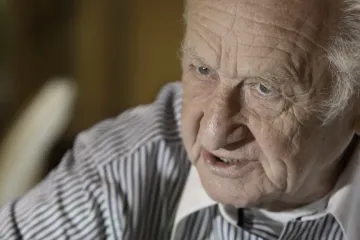 Veselý člověk, který znal smrt. To byl Arnošt Lustig, připomíná kniha