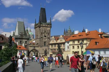 Na jaře přijelo pět milionů turistů, stále méně než před pandemií 