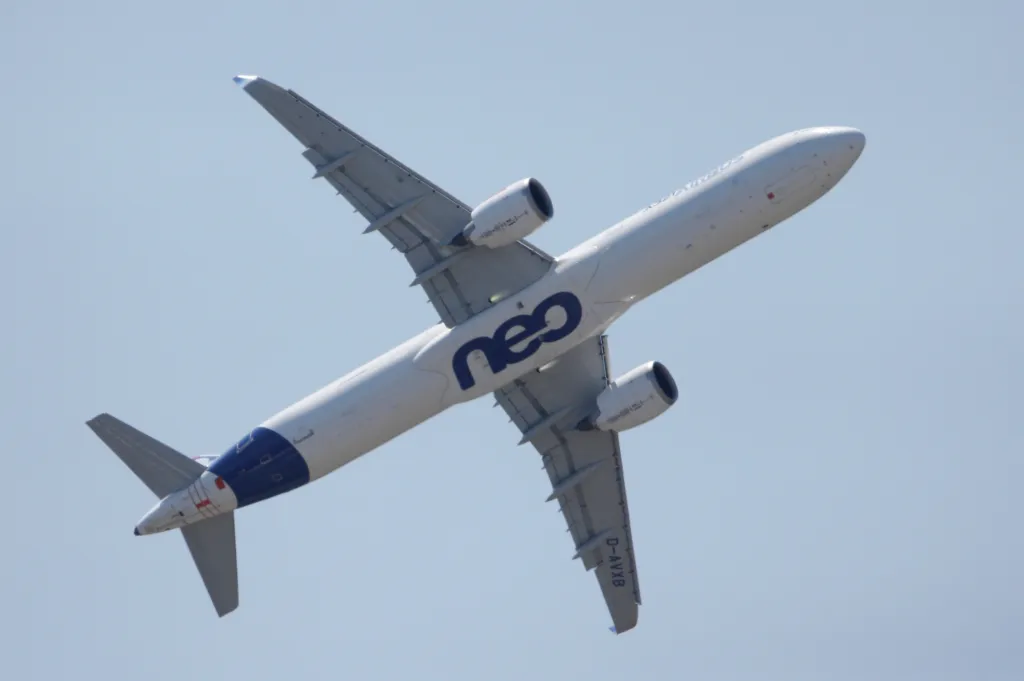 V segmentu dopravních letadel se představil Airbus se svojí leteckou inovací s označením A321 neo