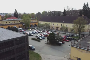 Šéf antimonopolního úřadu vyhověl stížnosti na rekonstrukci náměstí v Hradci Králové