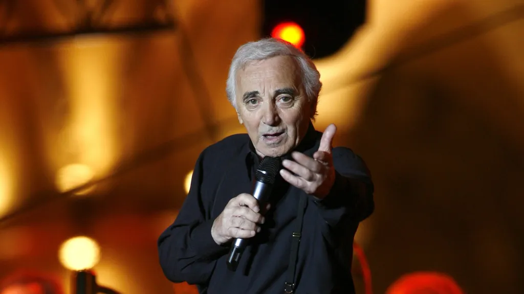 Zpěvák Charles Aznavour