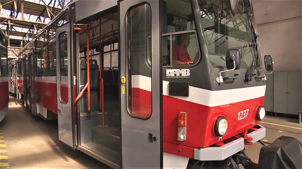 Pražské tramvaje v brněnském depu