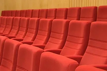 Milovníci filmu míří do Karlových Varů