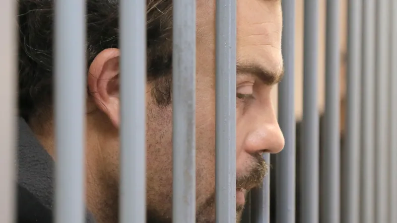 Aktivista Greenpeace Pisanu Francesco Pierre před soudem