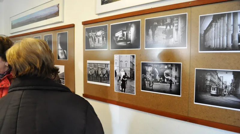 Z výstavy fotografií Terezy Šitinové na Peruci
