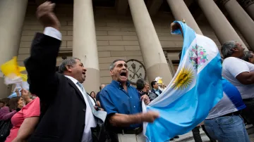Argentina slaví zvolení "svého" papeže