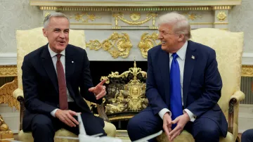 Americký prezident Donald Trump a kanadský premiér Mark Carney v Oválné pracovně