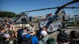 Veřejné představení vrtulníků AH-1Z Viper a UH-1Y Venom v barvách české armády