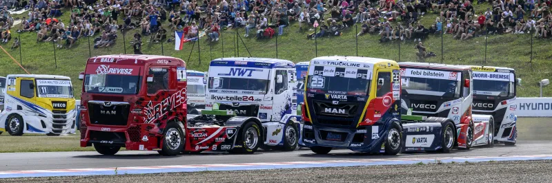 Autodrom nesmí obtěžovat nepřiměřeným hlukem, potvrdil Ústavní soud
