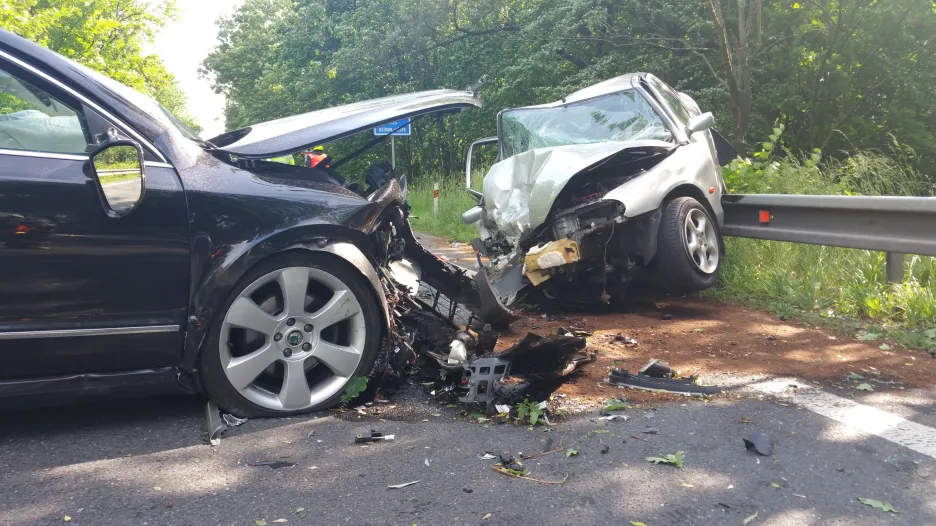 Dopravní nehoda dvou aut u Petřvaldu