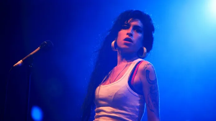 Zpěvačka Amy Winehouseová na koncertě