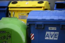 Policie stíhá odpadovou firmu za krácení daní se škodou 3,76 miliardy korun