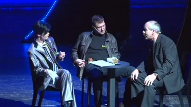 Za kvalitu představení se postavili i představitelé hlavních rolí Petr Halberstadt a Klára Apolenářová