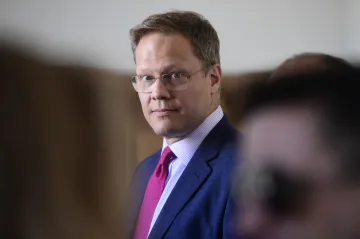 Soud uznal vinným bývalého Rathova poradce Bušinu, do vězení má jít na šest let