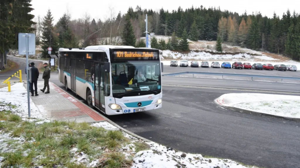 Nová konečná autobusů na Maliníku