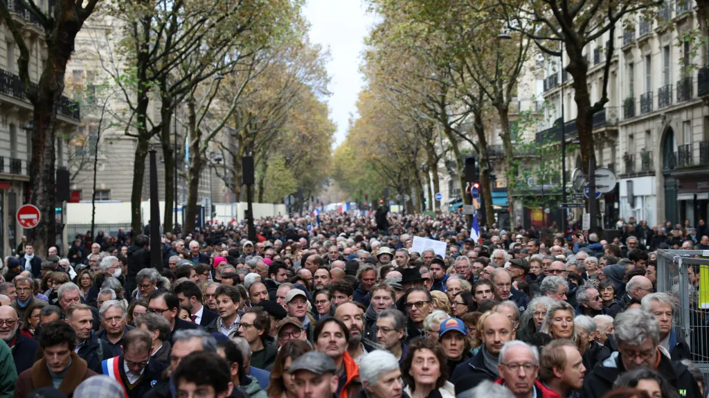 Průvod proti antisemitismu v Paříži