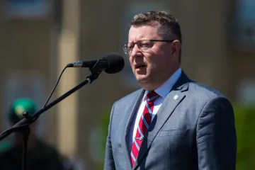 Turka na postu europoslance nahradí exministr Staněk