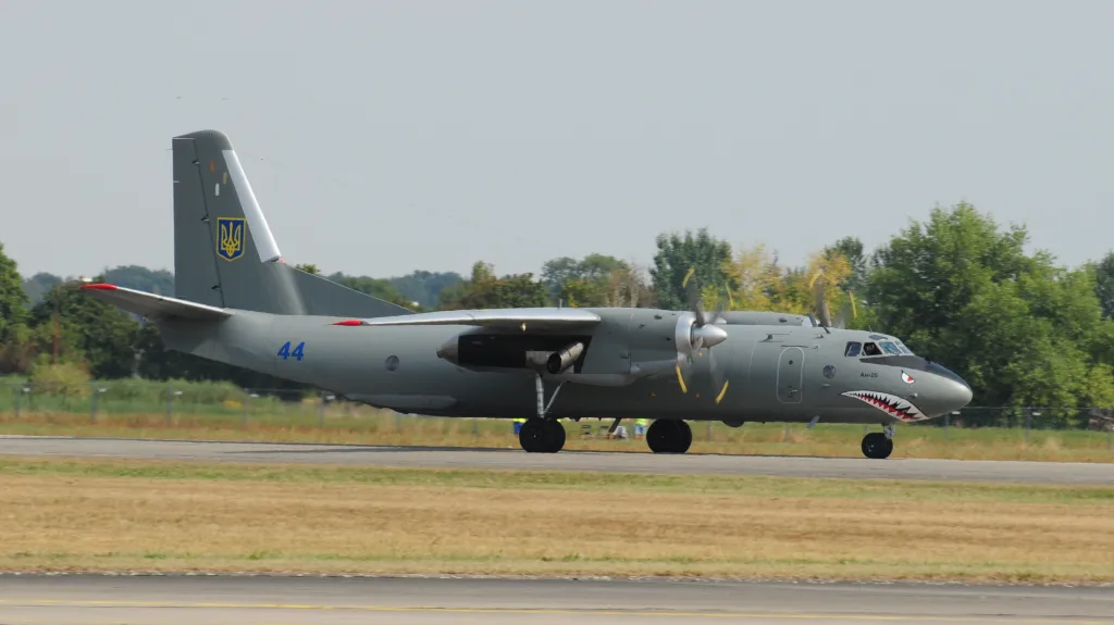 Dopravní letoun Antonov AN-26