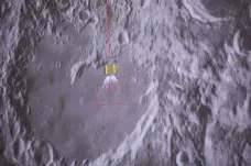 Čínská sonda přistála na odvrácené straně Měsíce, dopravila tam i osivo