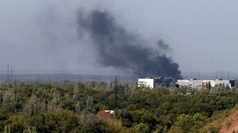 V Doněcku opět zněly výbuchy