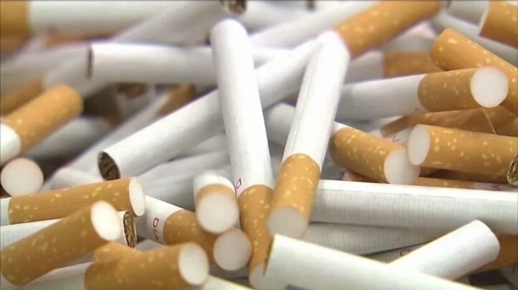 Během čtvrt roku skupina vyrobila nejméně 1,38 milionu kusů cigaret