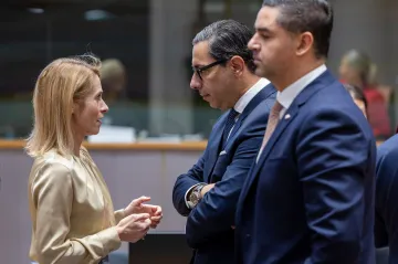 EU schválila na návrh Česka sankce proti deseti Rusům