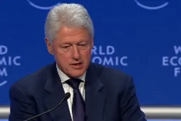 Možný „katalyzátor“ krize Clinton: Demonstrujte důvěru ekonomice