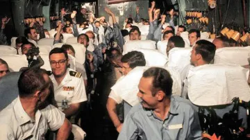 Američtí váleční zajatci byli propuštěni v roce 1973 ze severovietnamských zajateckých táborů
