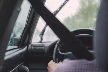 Nehod ubylo. I díky přísnějšímu bodování, věří úřady