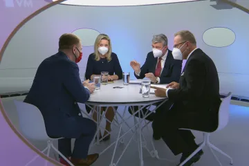 Havlíček bude jednat o opětovném zavedení odkladů splátek, systém podpor měnit nechce