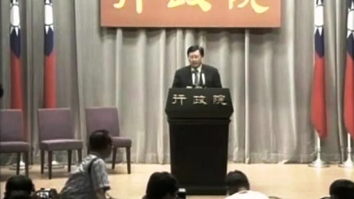 Tchajwanský premiér Liou Čchao-šuan oznamuje svou demisi