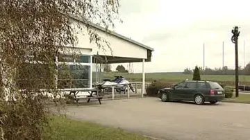 Parkoviště u motocentra