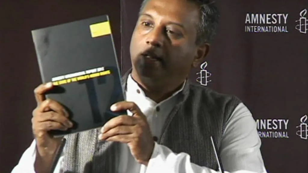 Salil Shetty s výroční zprávou AI